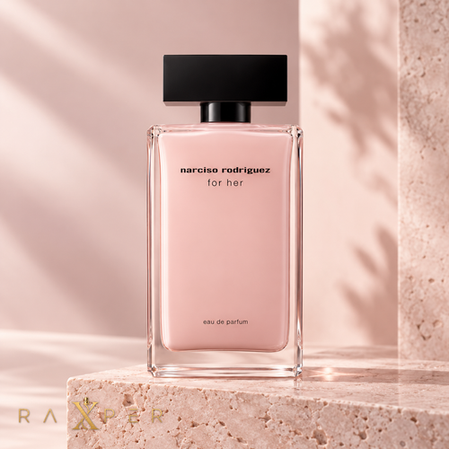 عطر نارسیسو رودریگز فور هر ادو پرفیوم با شیشه صورتی در نمای استودیویی