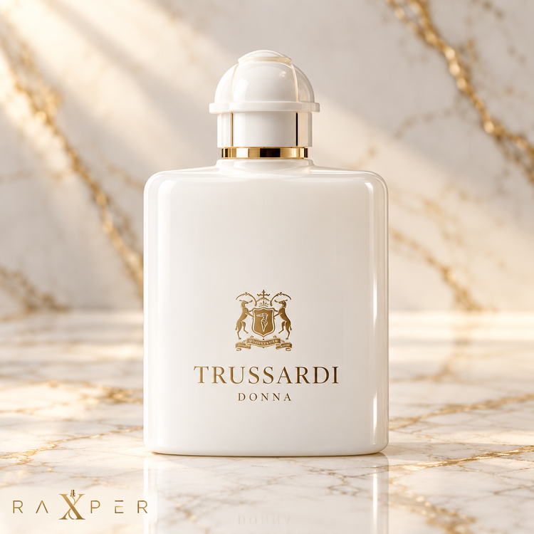 عطر تروساردی دونا با بطری سفید و جزئیات طلایی