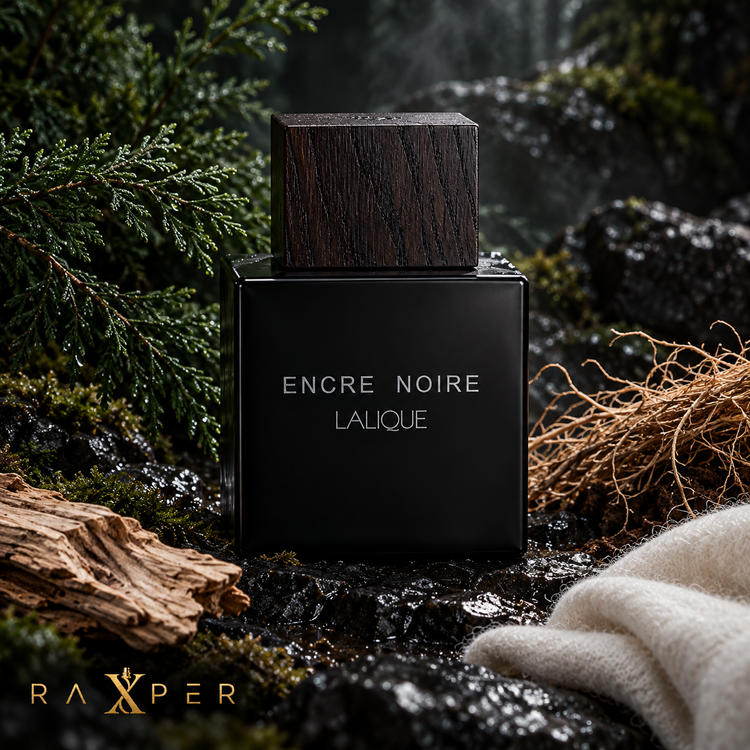عطر لالیک انکر نویر در کنار سرو، ریشه وتیور، چوب کشمیر و مشک