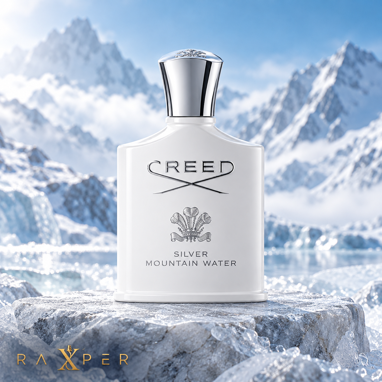 عطر گرمی کرید سیلور مانتین واتر با بطری سفید مات و درپوش نقرهای براق، روی صخره یخی در پسزمینه کوههای برفی با لوگوی رکسپر