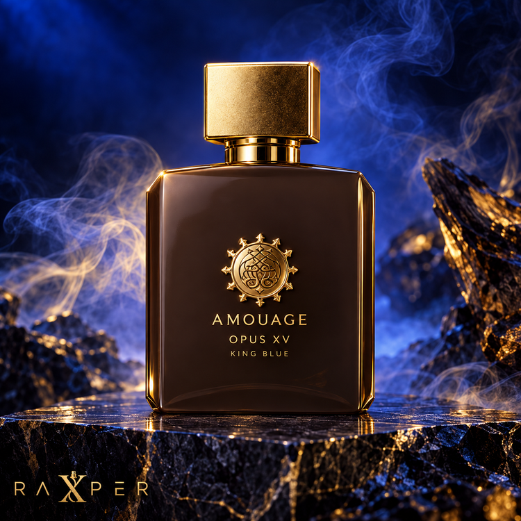 عطر گرمی آمواج اپوس پانزده کینگ بلو با بطری قهوهای ترافل، درپوش طلایی و نشان آمواج در فضای لوکس سرمهای و طلایی با لوگوی رکسپر
